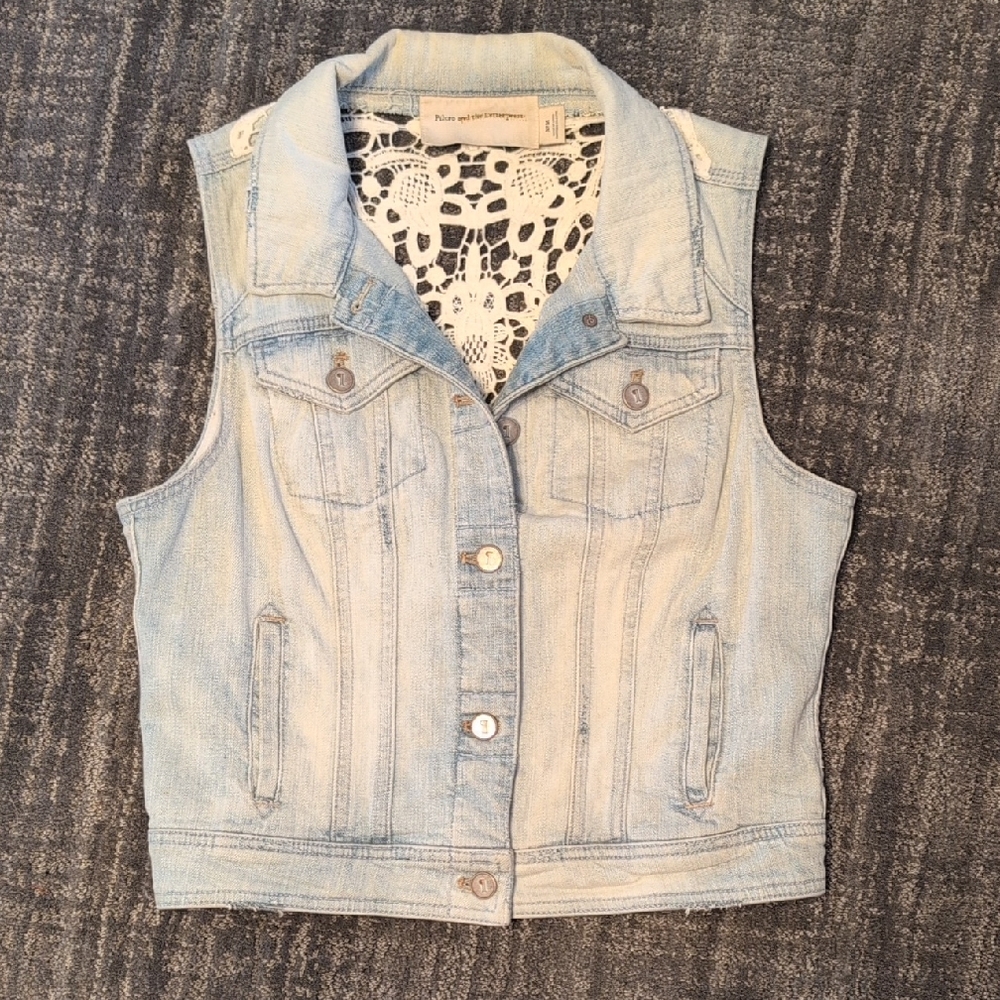 Pilcro and the Letterpress Blue Denim with White Lace Detail